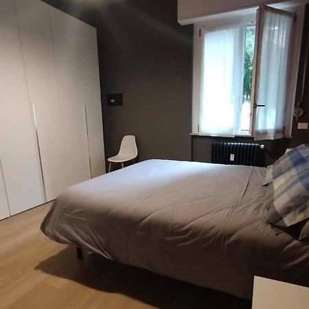 La Casa Di Anna, Appartamento Trilocale Con Balcone E Garage Brescia Zewnętrze zdjęcie